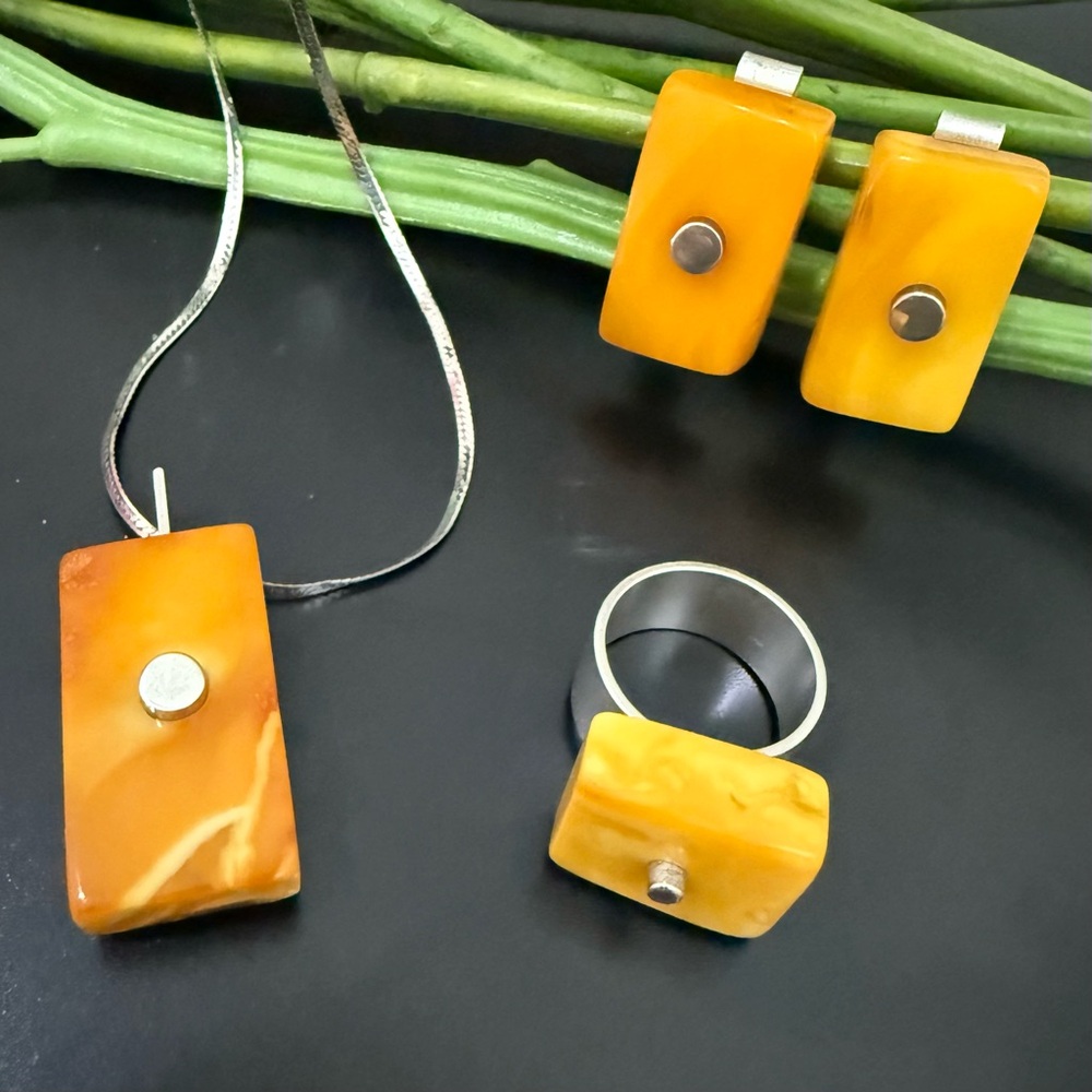 Rare Vintage ZK 925 Signed Marbled Egg Yolk Amber Necklace Ring Earrings Set